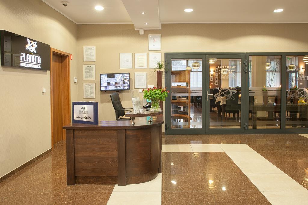 Planeta Hotel Мельно Экстерьер фото